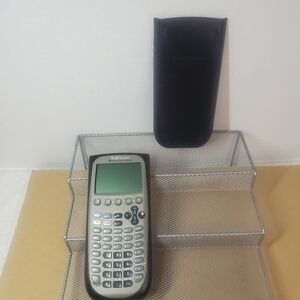 Texas Instruments TI-89 Titanium Graph Calculator. Pre-owned.